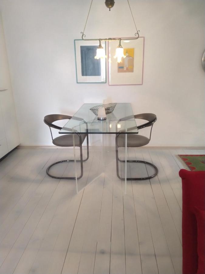 Swiss Borzoi House Bed and Breakfast Vully-les-Lacs Buitenkant foto